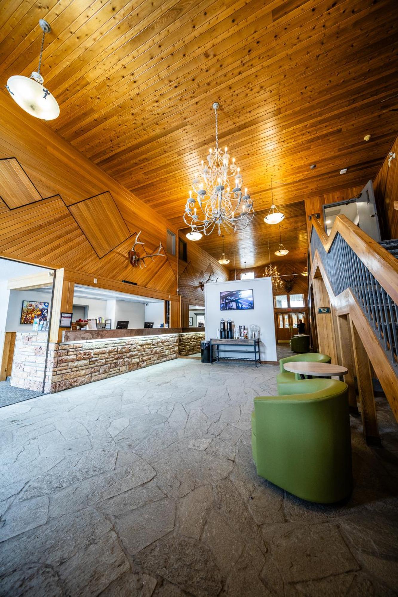Mountaineer Lodge Lago Louise Exterior foto