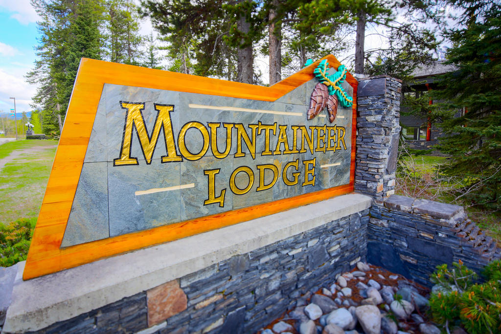 Mountaineer Lodge Lago Louise Exterior foto